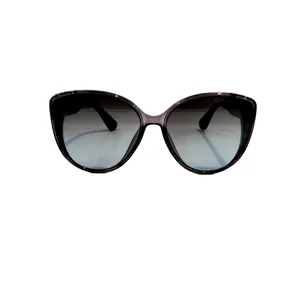 عینک آفتابی زنانه  مدل TR8633 | گارانتی اصالت و سلامت فیزیکی کالا