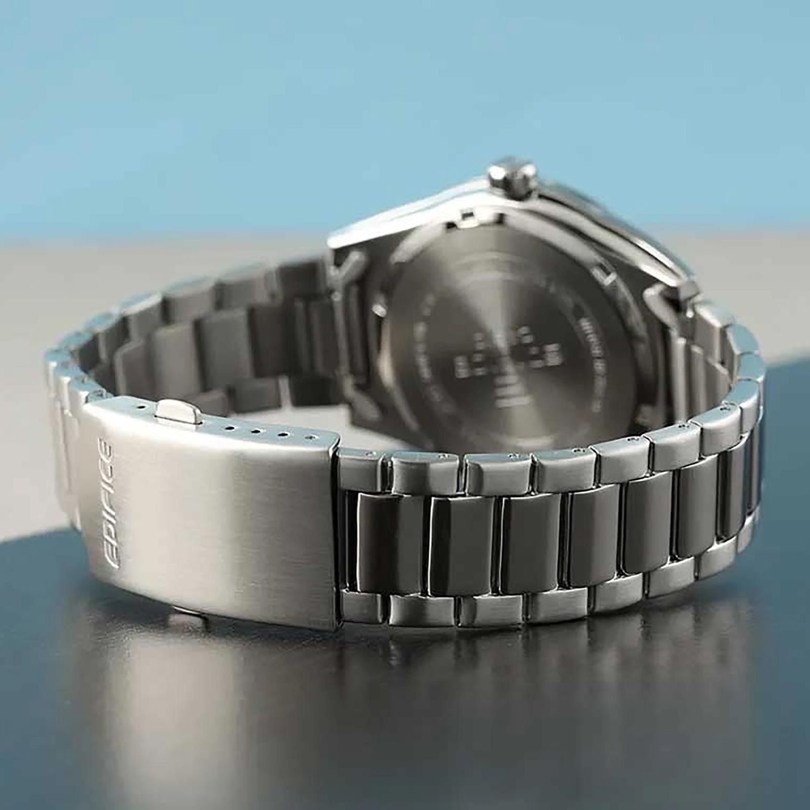 ساعت مچی عقربه‌ای کوارتز مردانه کاسیو مدل EFV-160D-3A -  - 4