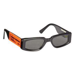 نقد و بررسی عینک آفتابی مدل H50 توسط خریداران