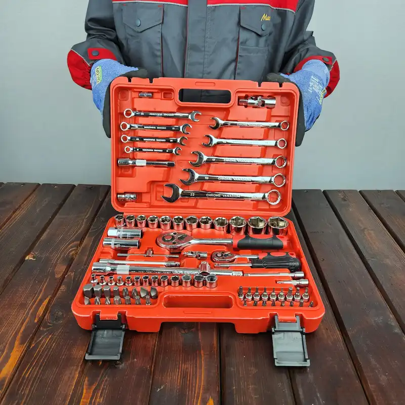 آچار بکس صنعتی جی ان ترد کد 1410 مجموعه 81 عددی