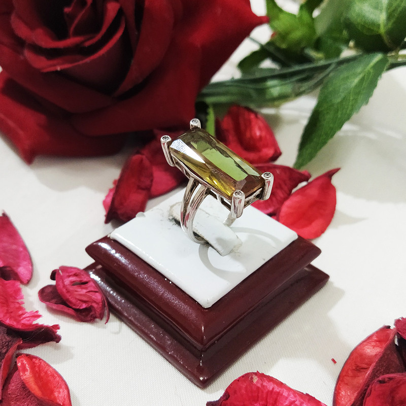 انگشتر نقره زنانه سلین کالا مدل الکساندریت ce-As111 انگشتر نقره زنانه سلین کالا مدل الکساندریت ce-As111