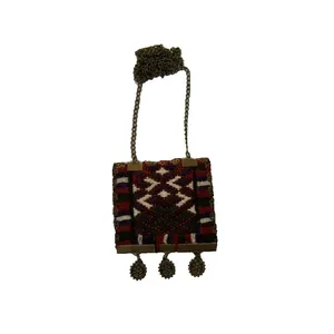 گردنبند سوزن دوزی کد L30