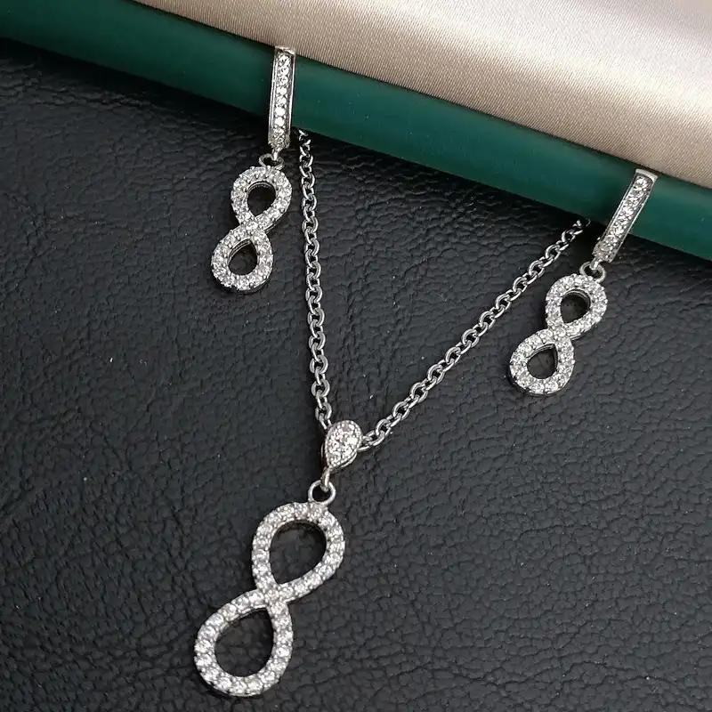 نیم ست نقره زنانه مدل جواهری بینهایت NS9045