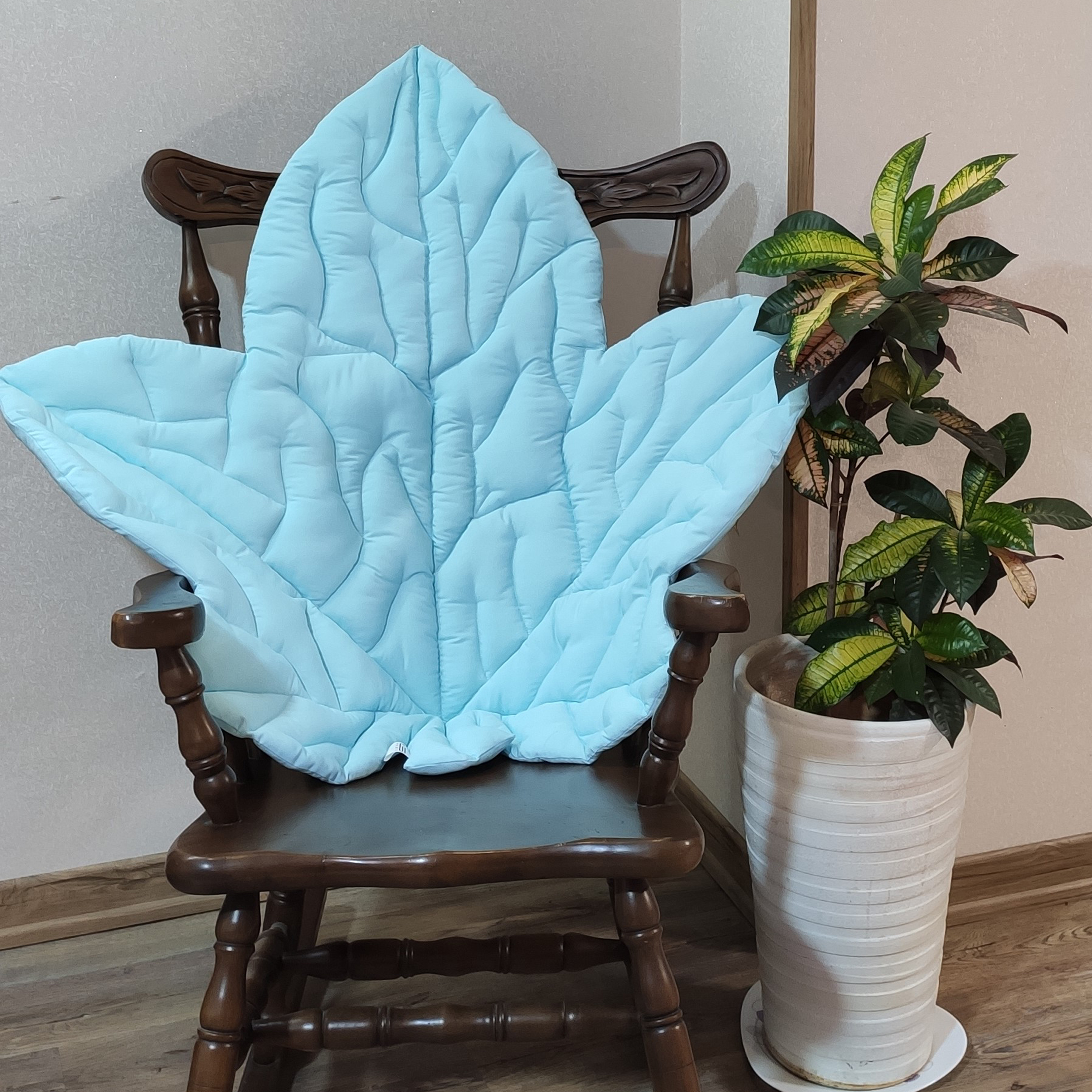 شال مبل و تخت مدل برگ پاییزی کسا کد 0301-4