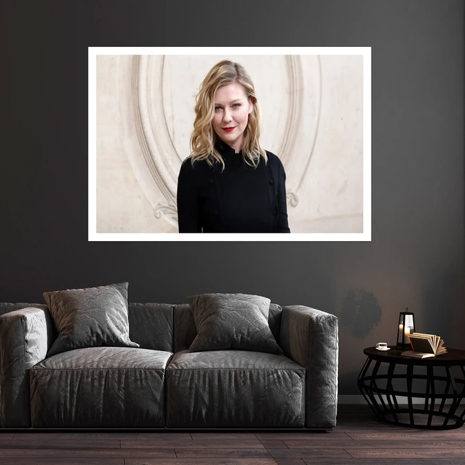 تابلو بکلیت طرح مشاهیر سینمای جهان کریستین دانست مدل قاب شاسی W-s10071