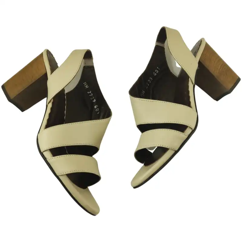 صندل زنانه مدل چرم طبیعی کد 660.1