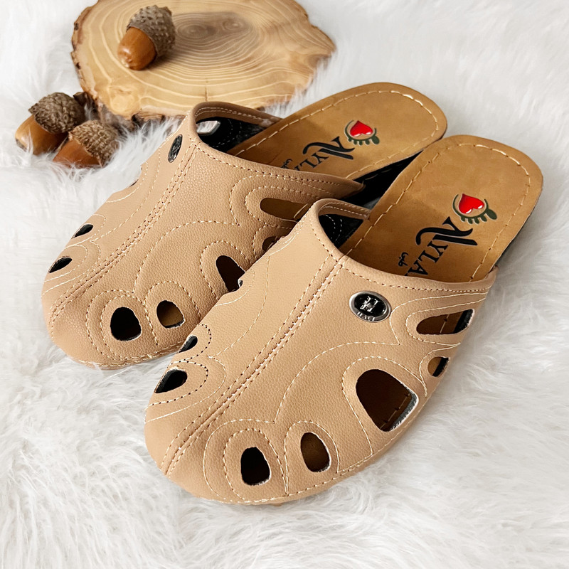 صندل زنانه مدل چشمی جلوبسته کد 235