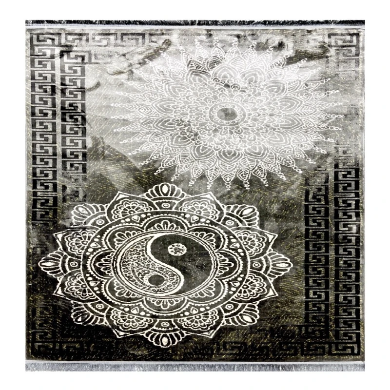 فرش ماشینی 420 شانه زمینه طوسی حاشیه ذغالی مدل پارون