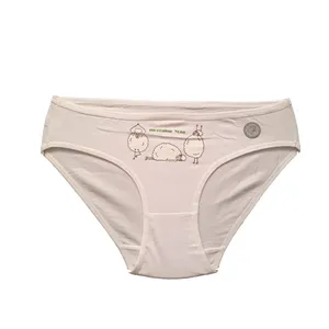 شورت زنانه فیتن فرخ زادی مدل گوسفند رنگ سفید