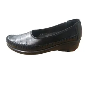 کفش روزمره زنانه مدل پلیسه ای