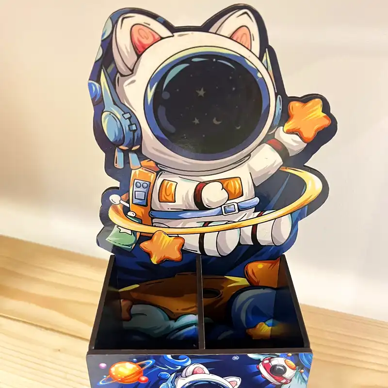 جامدادی رومیزی مدل فضانورد فانتزی کد 02