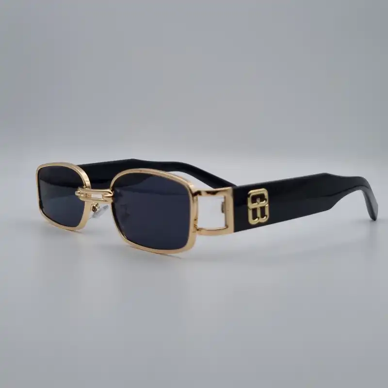 عینک آفتابی زنانه مدل 1025pm