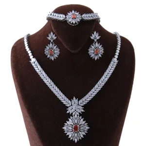   نیم ست نقره زنانه بازرگانی میلادی کد NTR_242