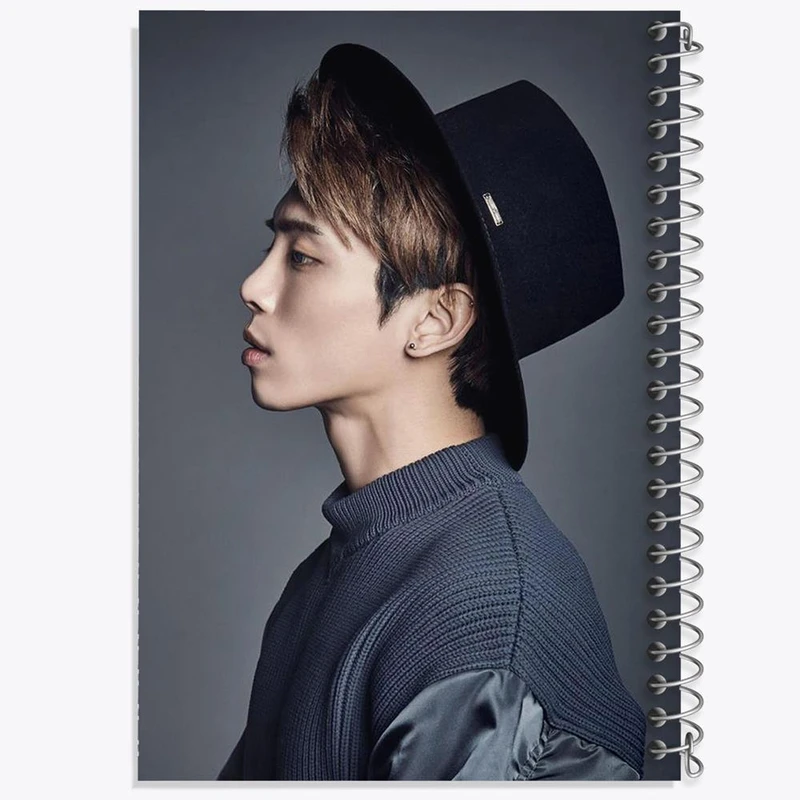 دفتر ژورنال نویسی 50 برگ خندالو مدل نقطه ای طرح جونگهیون گروه شاینی Shinee کد 21354