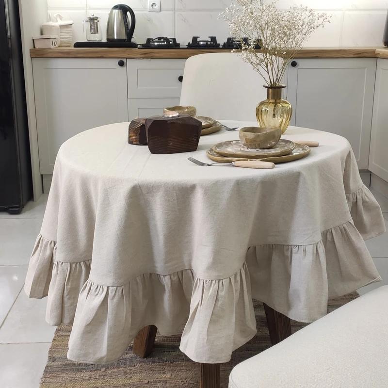 رومیزی مدل لینن گرد سایز 140x140 سانتی‌متر