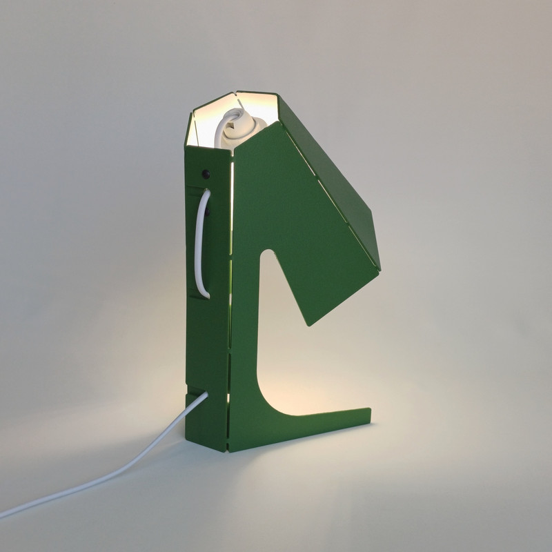 چراغ مطالعه مدل فرکتا