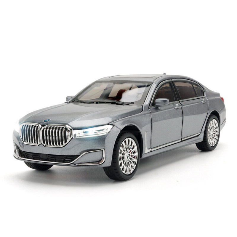 ماشین بازی مدل  BMW 760