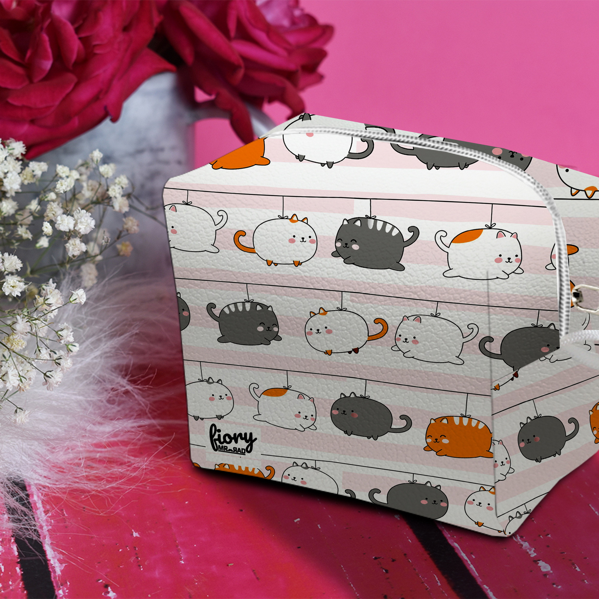 کیف پد بهداشتی فیوری طرح گارفیلد کد 2355