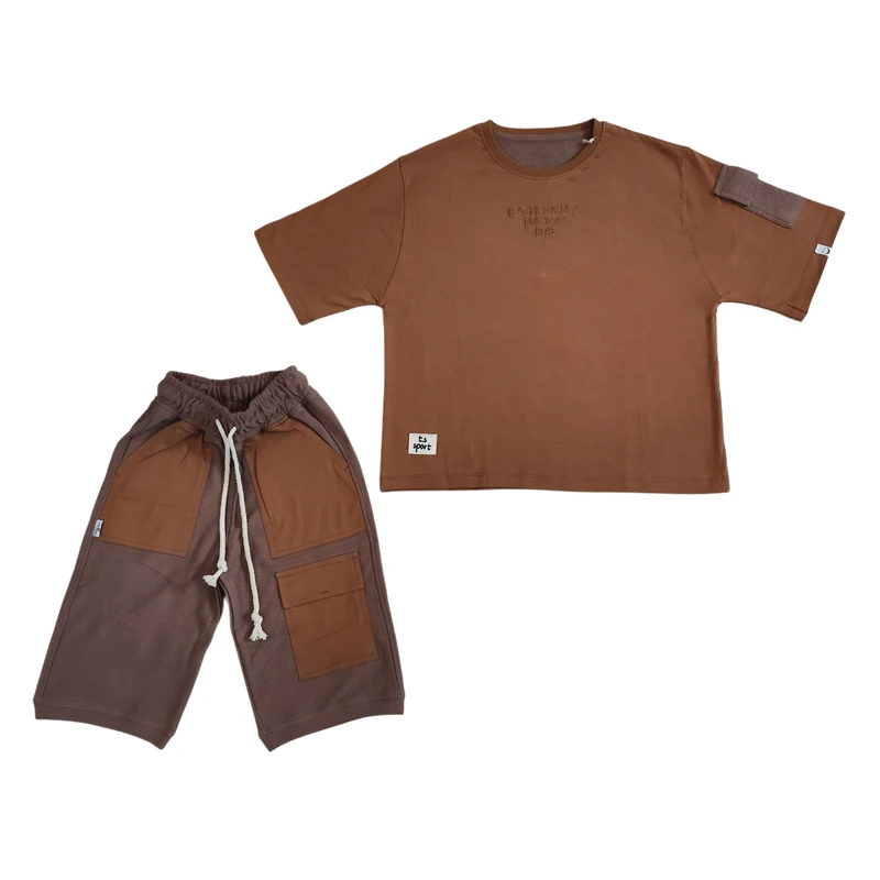 ست تی‌شرت آستین کوتاه و شلوارک پسرانه مدل ۱۳۶۷۳۸