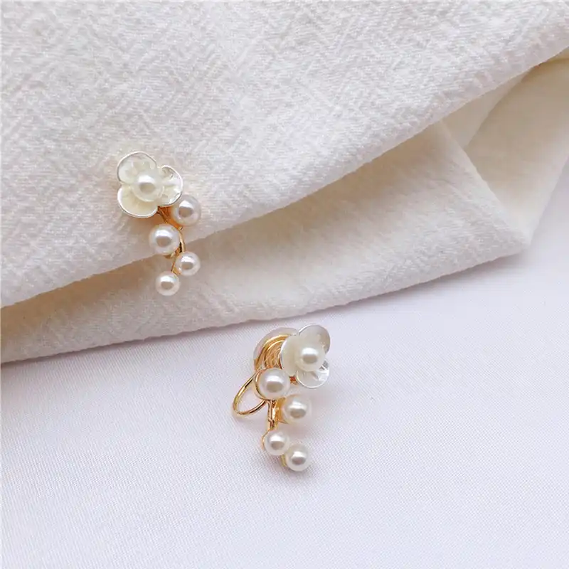 گوشواره زنانه مدل خوشه مروارید کد 00729