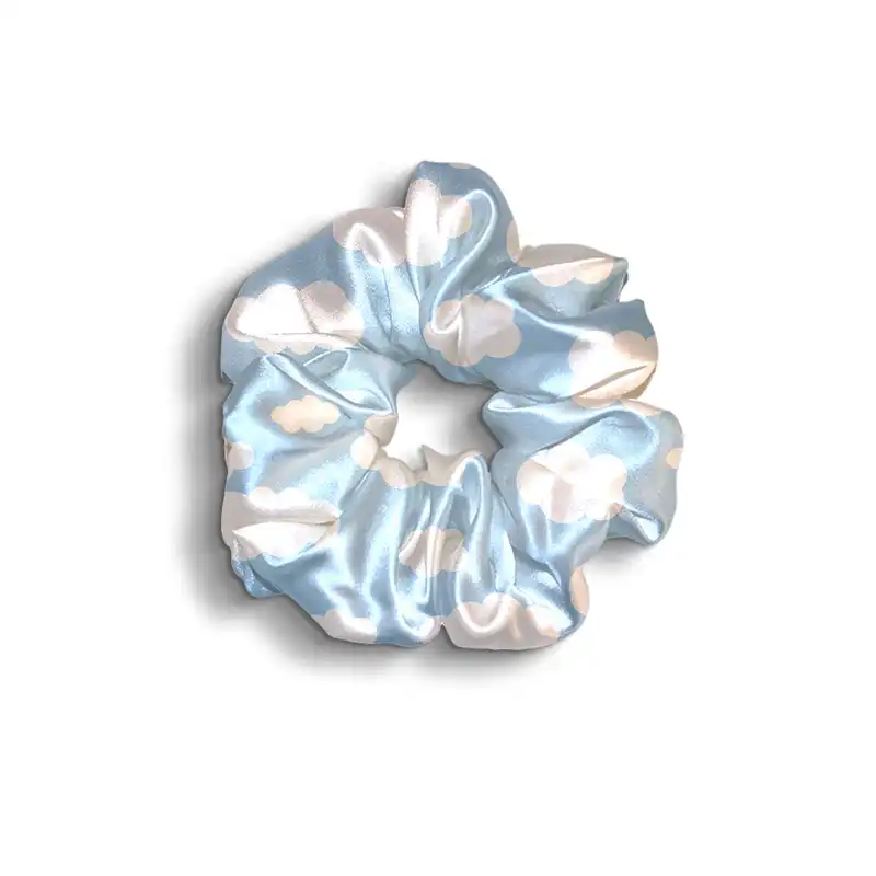 کش مو زنانه مدل اسکرانچی طرح ابر