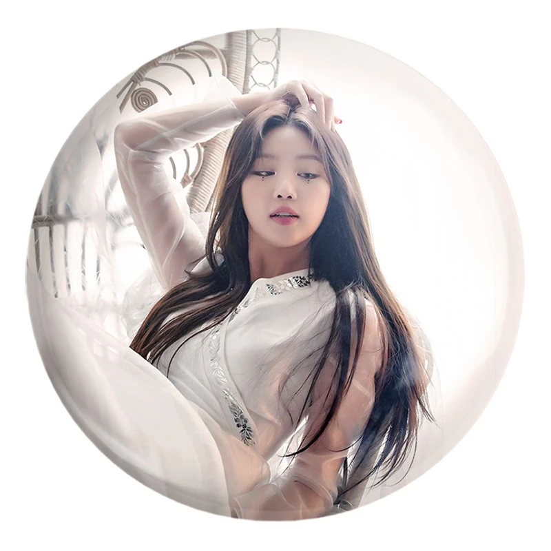 پیکسل خندالو طرح سوجین گروه جی آیدل GIdle کد 19556 مدل بزرگ