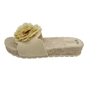 دمپایی زنانه نیکتا مدل 032-CR-A گلدار