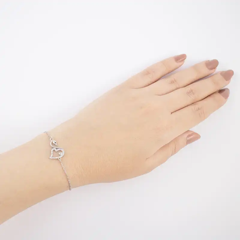 دستبند نقره زنانه آمیتیس مدل قو AMT-D038