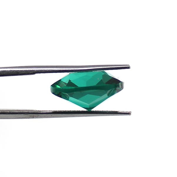 سنگ یاقوت سبز کد 64781 