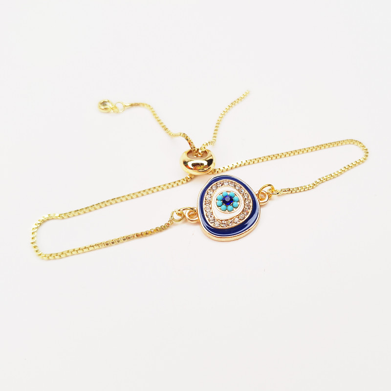 دستبند زنانه مدل چشم نظر کد 010 دستبند زنانه مدل چشم نظر کد 010