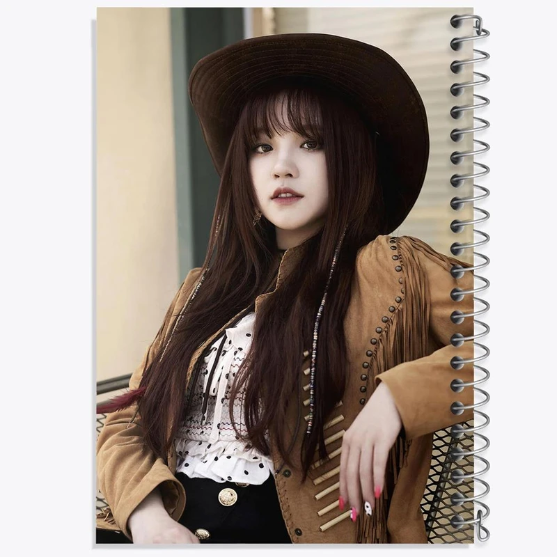 دفتر مشق 50 برگ خندالو مدل یوکی گروه جی آیدل GIdle کد 19510