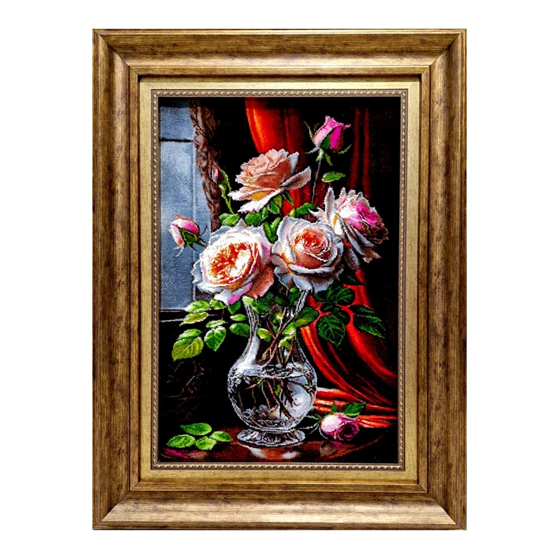 تابلو فرش دستباف طرح گلدان شیشه ای گل رز ابریشمی کد ۳۰۹