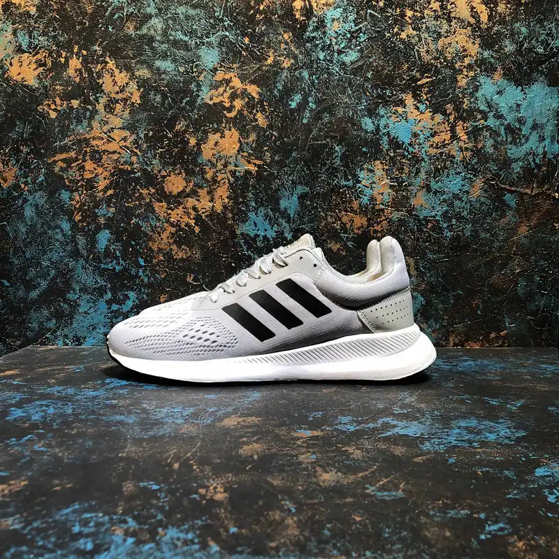 کفش پیاده روی مدل   run falcon grybk-122003005