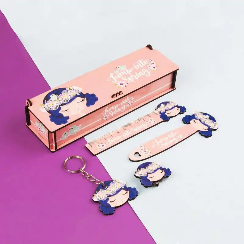 بسته لوازم تحریر مدل دختر بهاری مجموعه 5 عددی