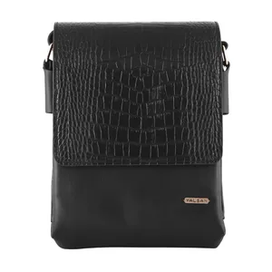 کیف رودوشی مردانه چرم یلسان مدل رادمان کد 044-GC-01 دارای 5 محفظه