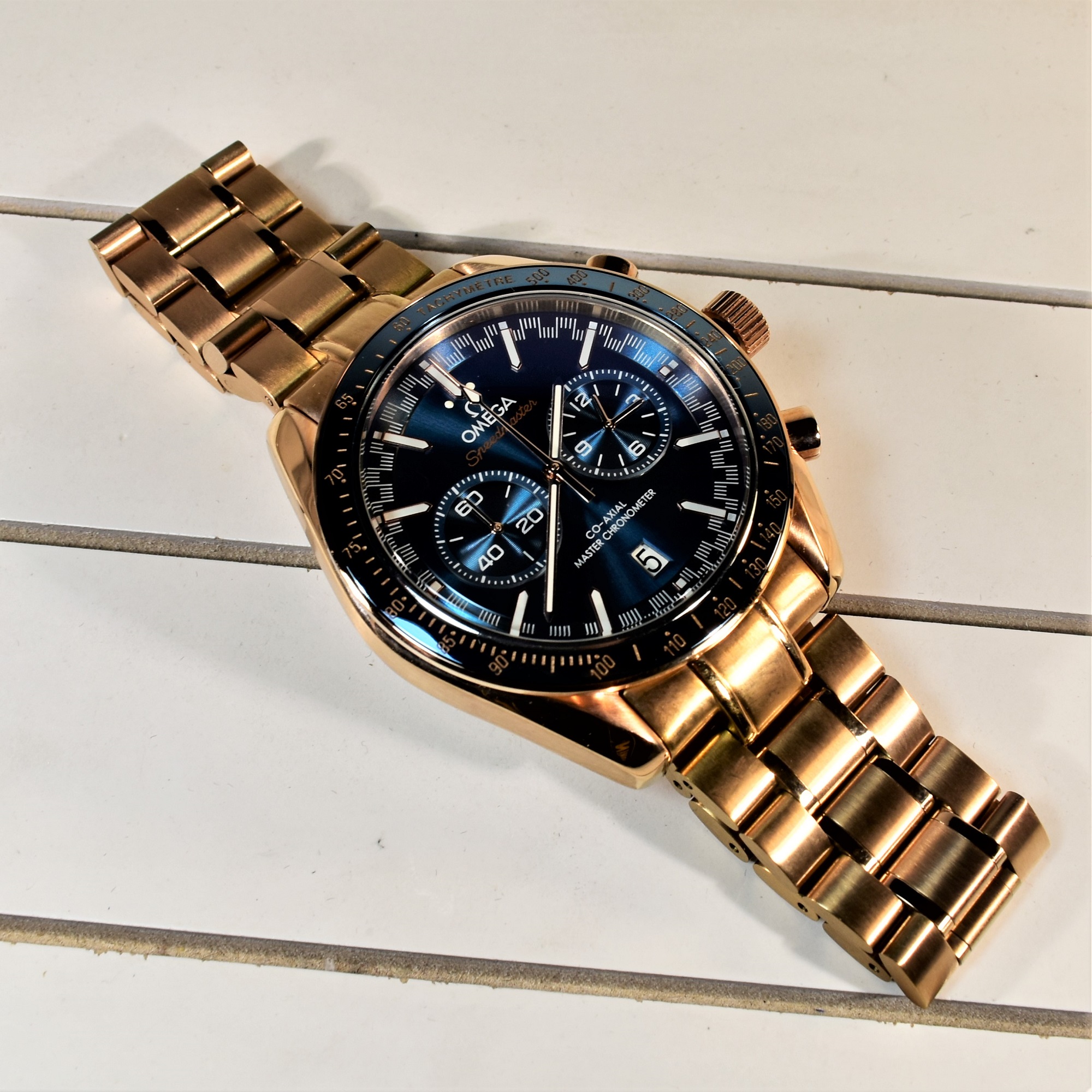 Omega speedmaster 2024 si14 zr02