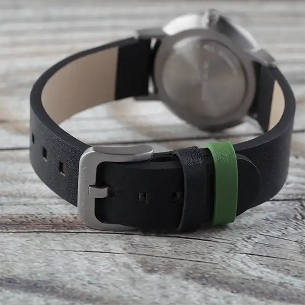 ساعت مچی عقربه ای زنانه جیکوب جنسن مدل Timeless Nordic 172