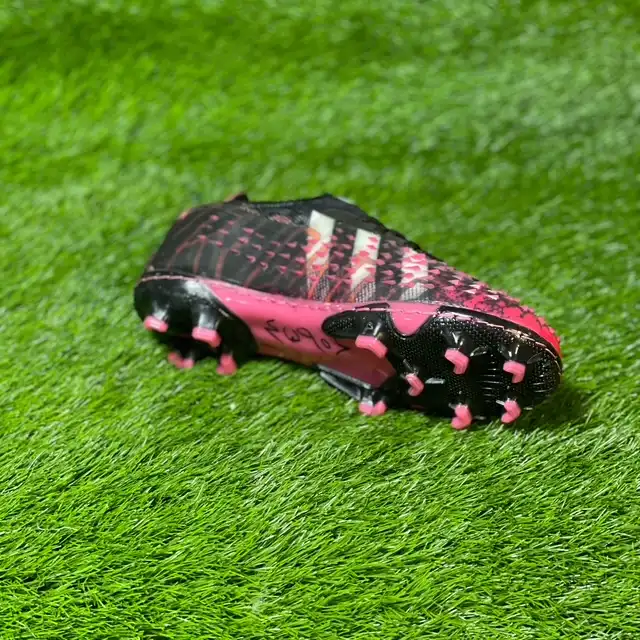 کفش فوتبال پسرانه مدل استوک دار ساقدار کد N-PREDATOR