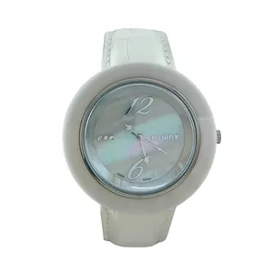 ساعت مچی عقربه ای زنانه و مردانه مدل ile S35