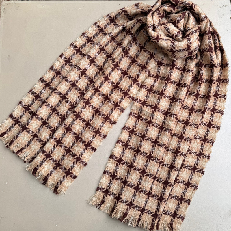 شال گردن زنانه مدل شال گردن زنانه مدل موهر چهارخانه مربعی ریز ریش ریشی کد 16