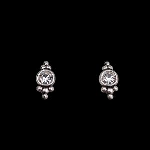 گوشواره میخی نقره زنانه آی ام مدل E3064