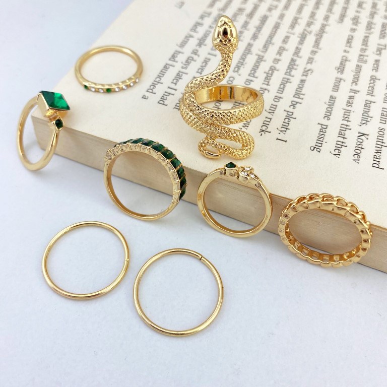 انگشتر زنانه مدل مار کد R4176 مجموعه 8 عددی