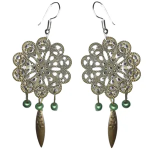 گوشواره دستساز زنانه مدل آویز طرح گل ss 00162