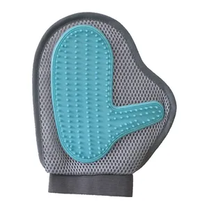 دستکش ماساژ و شست و شوی سگ مدل Body Clean G