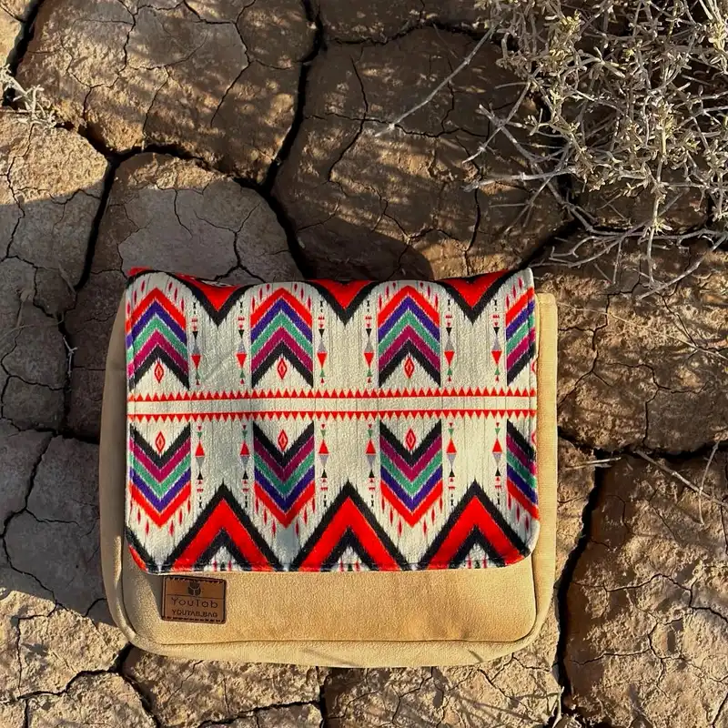 کیف دوشی زنانه یوتاب مدل مخمل سنتی BM-02