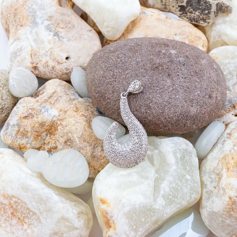 گردنبند نقره زنانه مدل قلاب AVN_M055