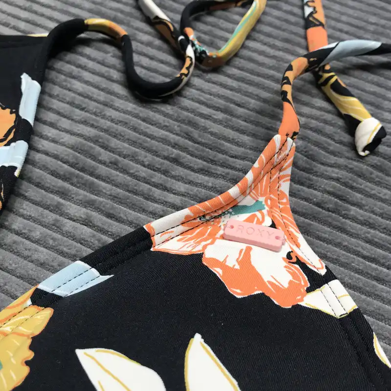 مایو زنانه روکسی مدل XKYB