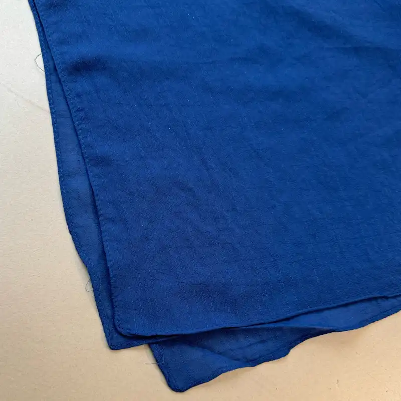 روسری زنانه مدل مینی اسکارف نخی ساده کد 4