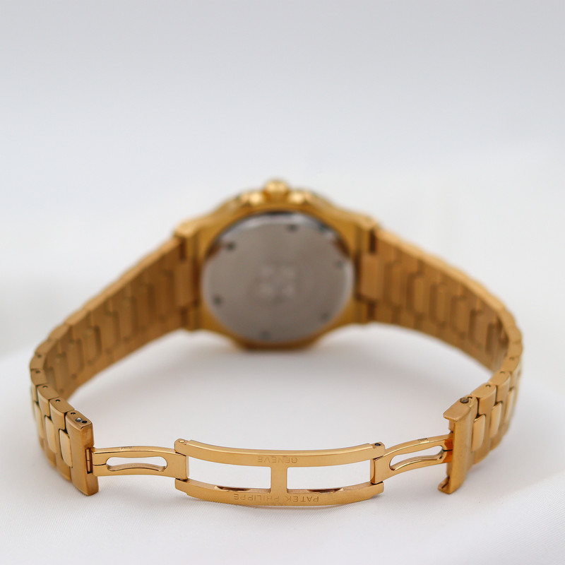 ساعت مچی عقربه‌ای مردانه  مدل تاریخ شمار موتور سوئیسی