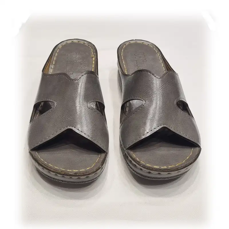 دمپایی زنانه مدل winer barankh